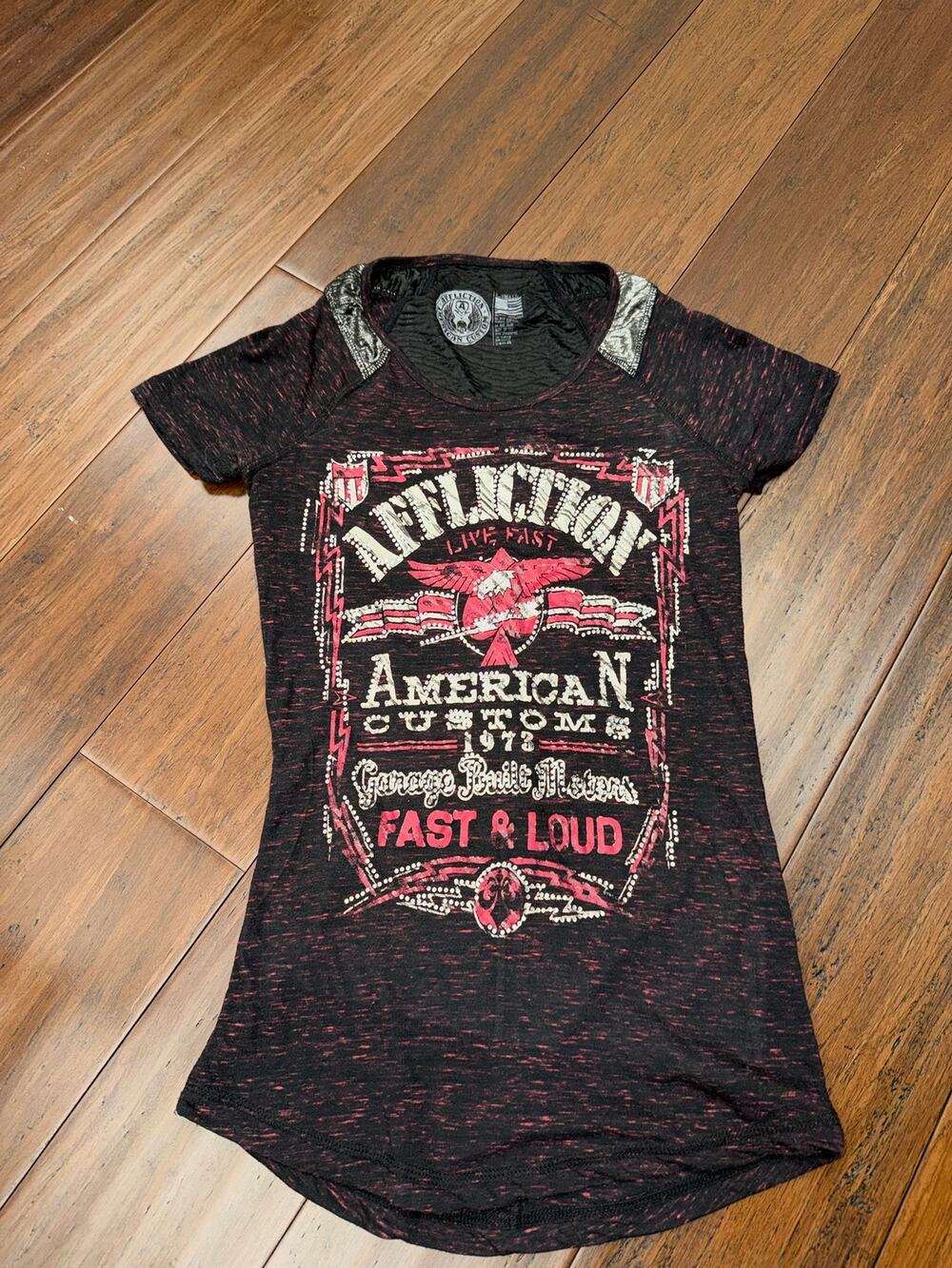 XS Women's Affliction "American Customs" graphic t-shirt Fast & Loud